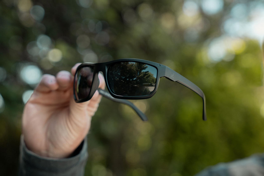 EDGE Defiance Wayfarer Safety Glasses, Polarized Z87 Safety Glasses, Mens Z87 Sunglasses, Protective Eyewear, Z87 Glasses